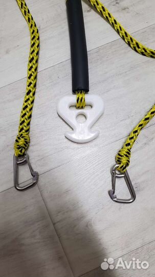 Фал буксировочный для крепления к транцу лодки