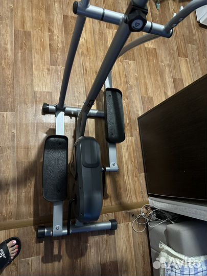 Эллиптический тренажер torneo