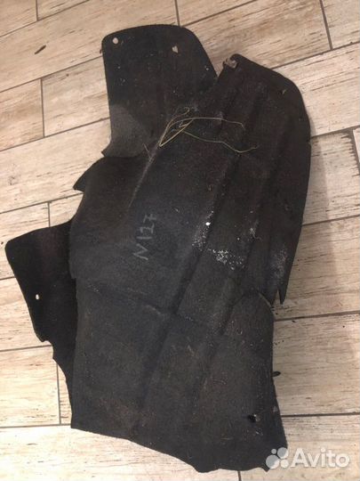 Подкрылок задний левый Ford Focus 2 седан 2.0 2007