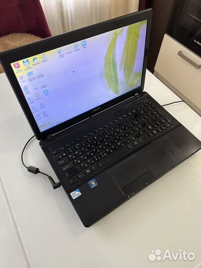 Ноутбук asus
