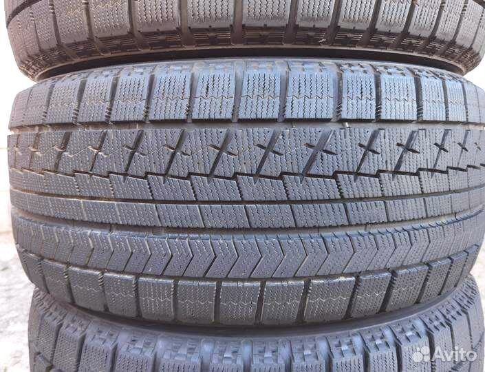 Bridgestone Blizzak VRX 245/50 R18 97Q