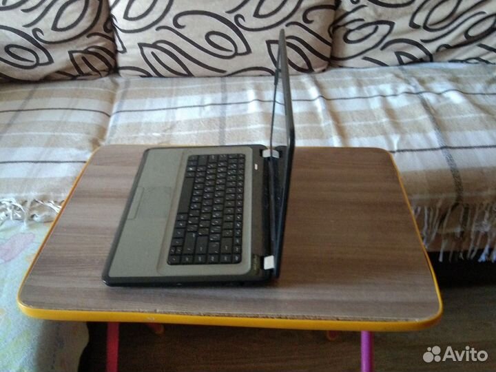 Ноутбук hp для учёбы/офиса