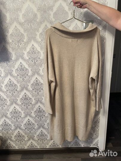 Платье шерстяное