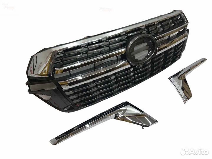 Решетка радиатора Toyota Land Cruiser 200 F2745