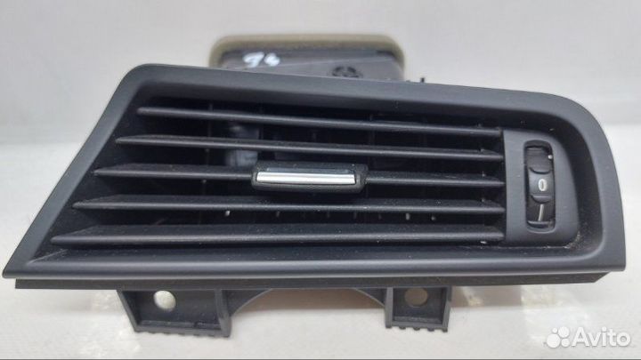 Дефлектор правый Bmw 5-Series F10 3.0D 2014