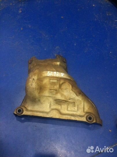 Тепловой экран Toyota Will ZZE128 2zzge