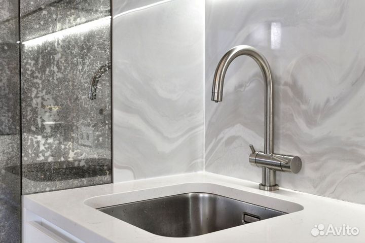 Кухня современная на заказ. Доставка и сборк