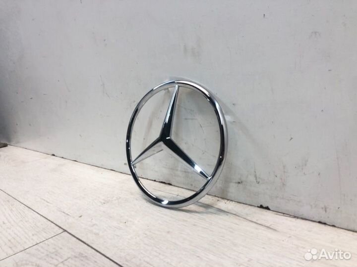 Эмблема решетки радиатора Mercedes Sprinter
