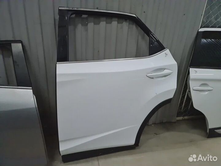 Задняя левая дверь Лексус рх 350