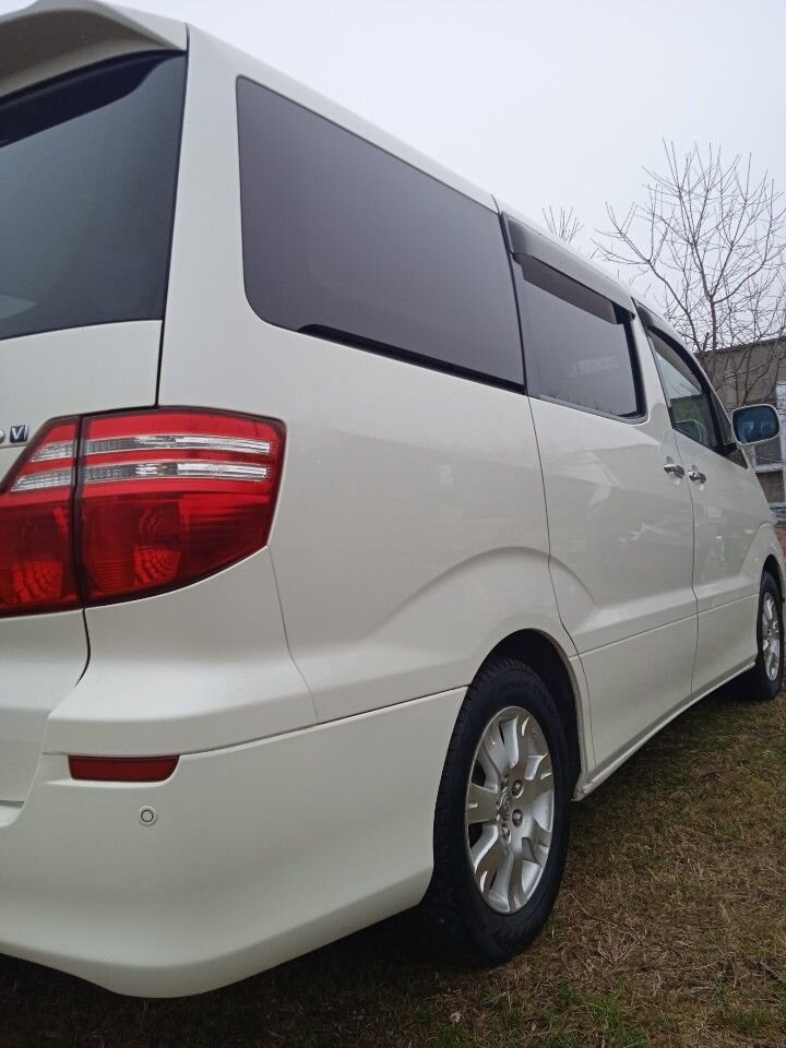 Toyota Alphard: фото владельца