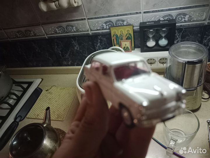 Москвич 403 1 43 Деагостиний