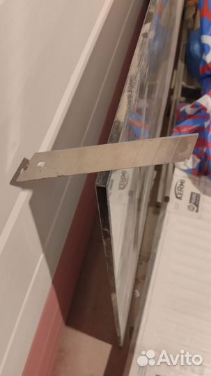 Стеклянная дверь