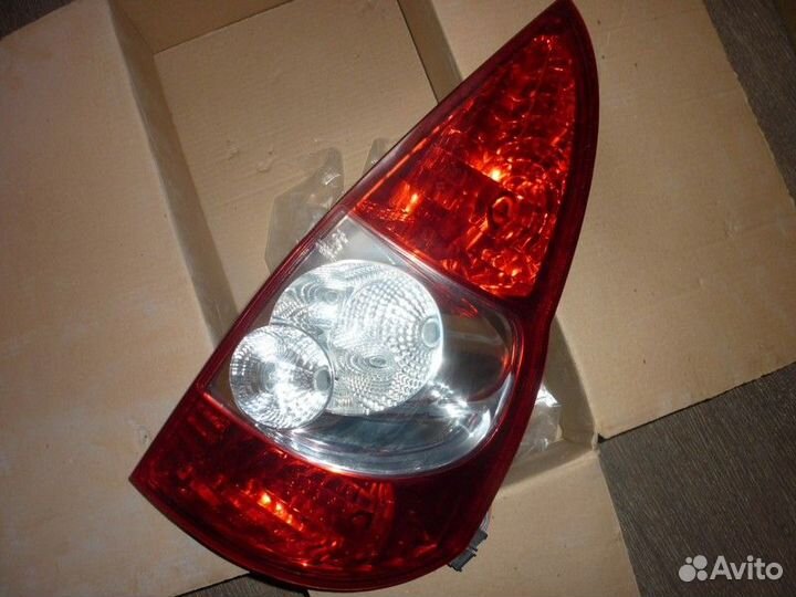 Фонарь задний правый VAZ LADA Priora