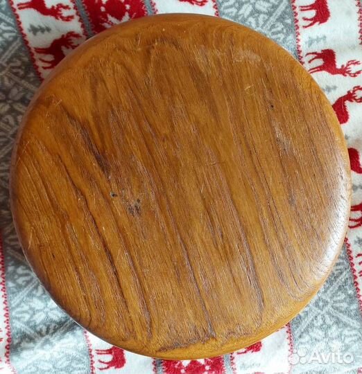 Ваза для фруктов деревянная резная