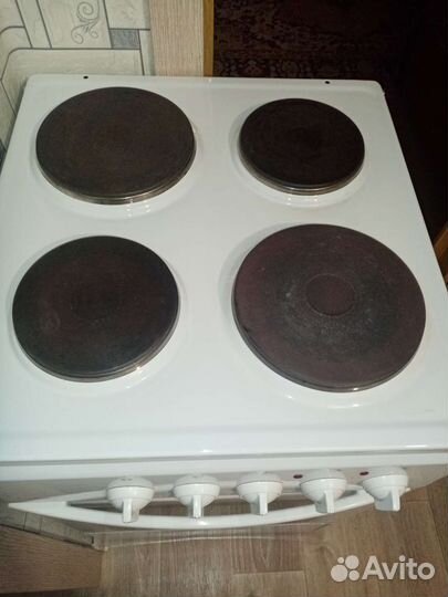 Продам электрическую плиту Flama