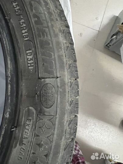Michelin X-Ice 3 255/45 R18 103H