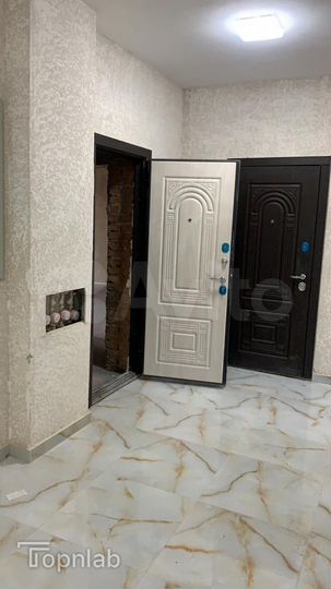 2-к. квартира, 79 м², 10/10 эт.