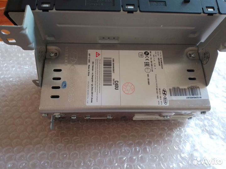 Штатная магнитола с рамкой на Hyundai Crete