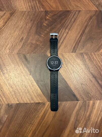 Часы Suunto 9