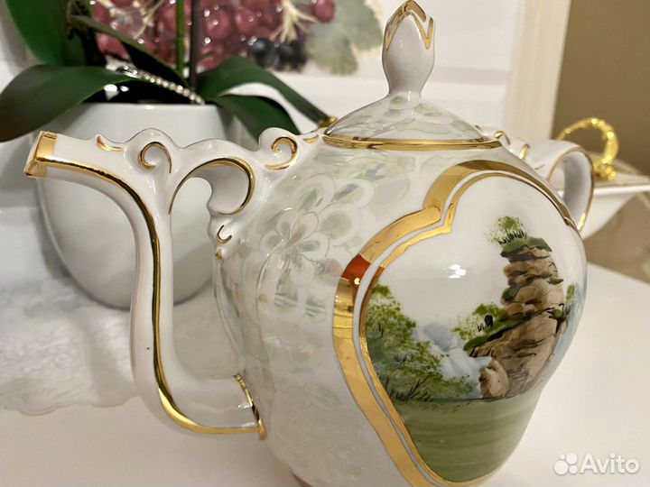 Чайник заварочный Кисловодский фарфор. Ручная раб