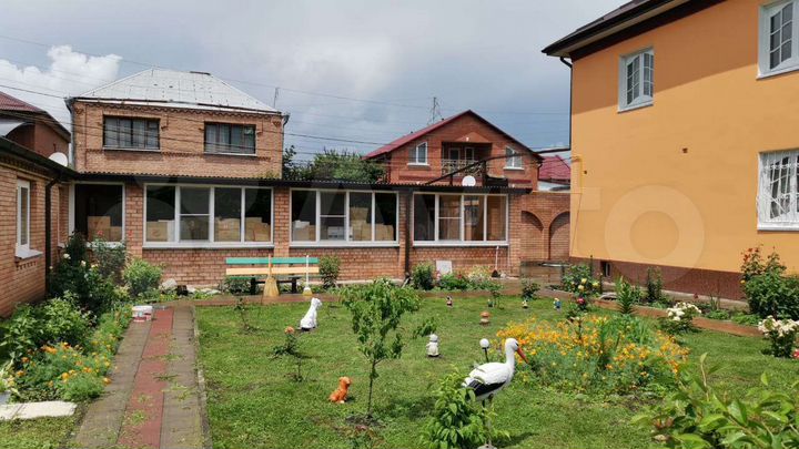 Дом 200 м² на участке 10 сот.