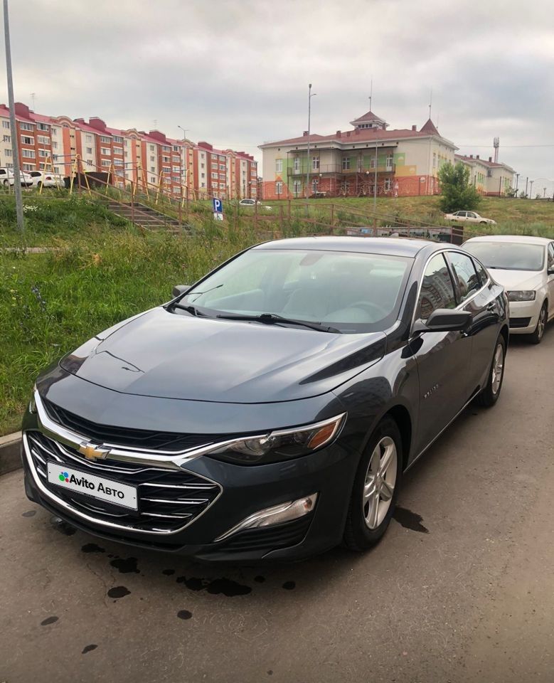 Chevrolet Malibu: фото владельца