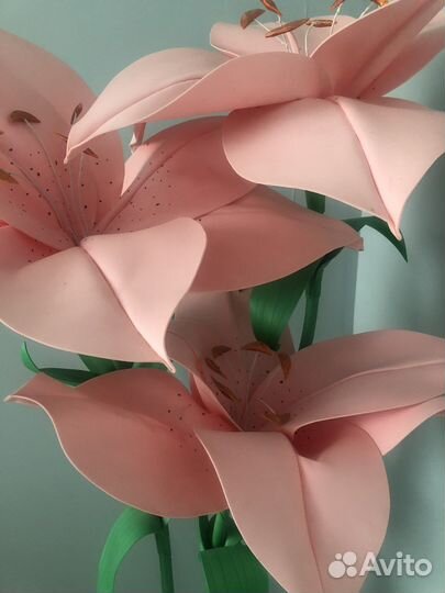 Светильник ростовой Лилия