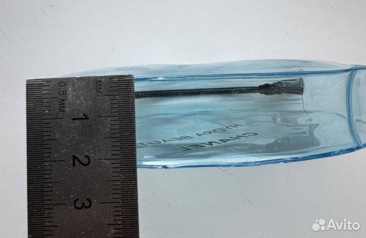 Chanel косметика голубая круглая