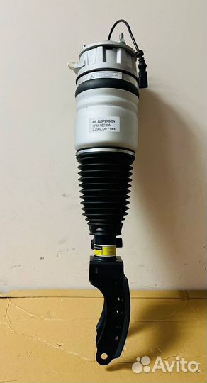 Передний амортизатор Porsche Cayenne 958