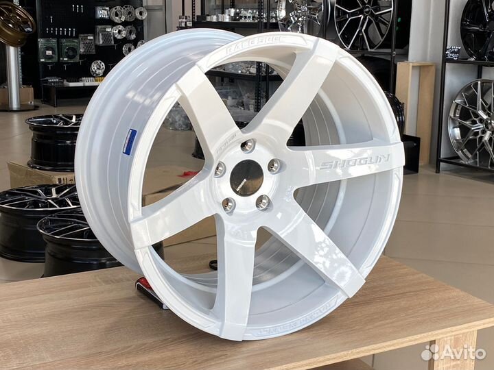 Диск литой Shogun A1 R18 j9.5/10.5 ET15/20 5*114.3