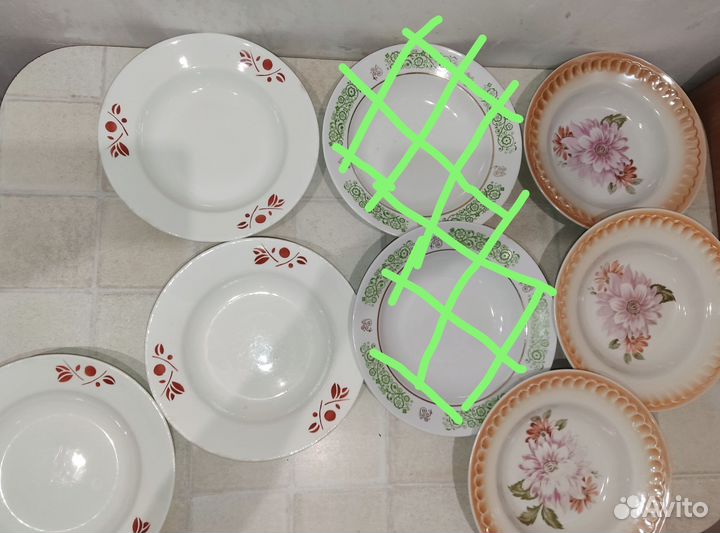 Тарелки фарфоровые