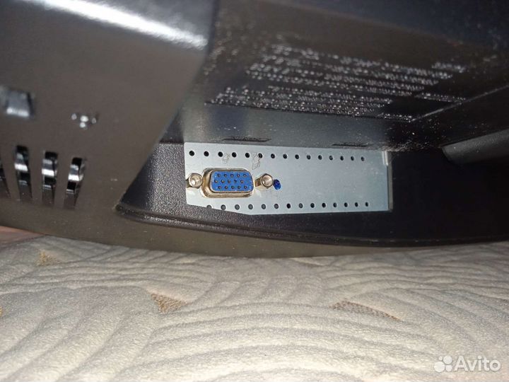 Samsung SyncMaster 943N, 1280x1024, 75 Гц,TN