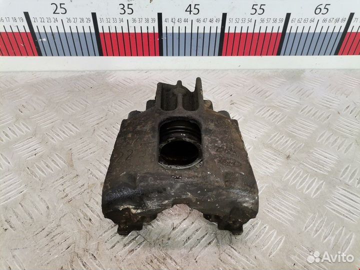 Суппорт передний правый Ford Focus 1999 1478507