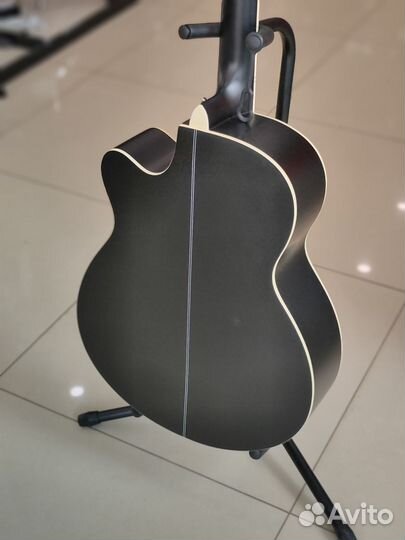 Акустическая гитара, чёрная матовая