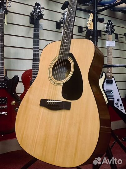 Гитара Yamaha новая