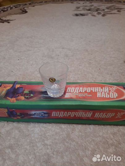 Набор рюмок с графином