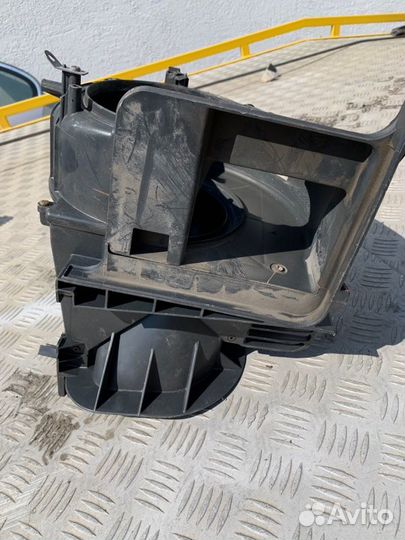 Корпус отопителя Toyota Land Cruiser 100 series