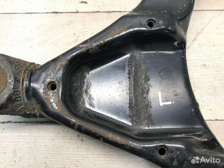 Рычаг подвески передний левый Mercedes Sprinter