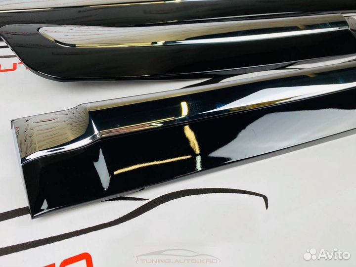 Молдинги дверей Lexus LX570 H4446