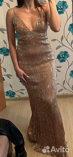 Вечернее платье