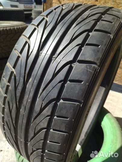 Dunlop Direzza DZ101 245/35 R20