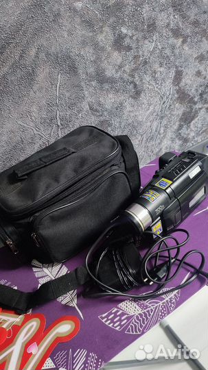 Видеокамера jvc