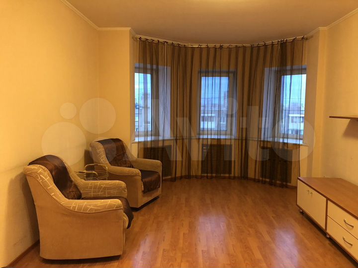1-к. квартира, 40 м², 9/10 эт.