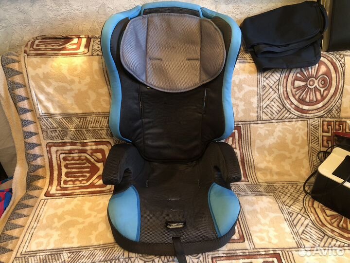 Бустер автомобильный детский