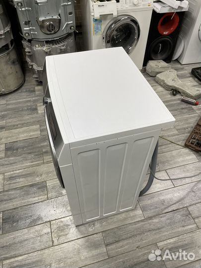 Стиральная машина AEG Lavamat Protex на 6,5 кг