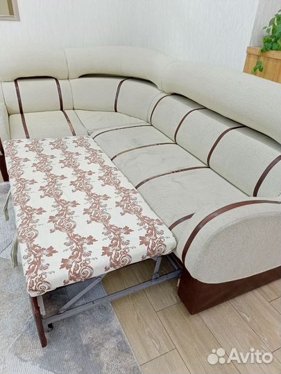 Угловой диван с креслом