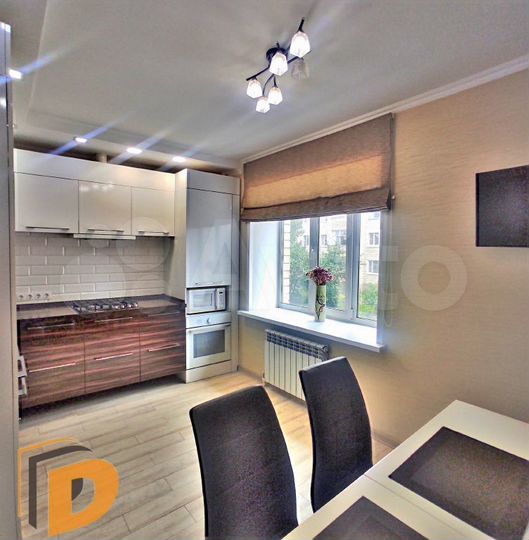 3-к. квартира, 93 м², 2/5 эт.