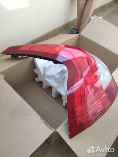 Фара автомобильная