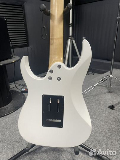 Электрогитара Ibanez GRG 140