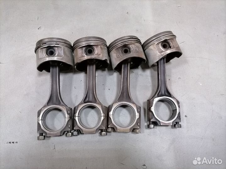 Поршни с шатунами VW passat B3 9A 2.0 1988-1993